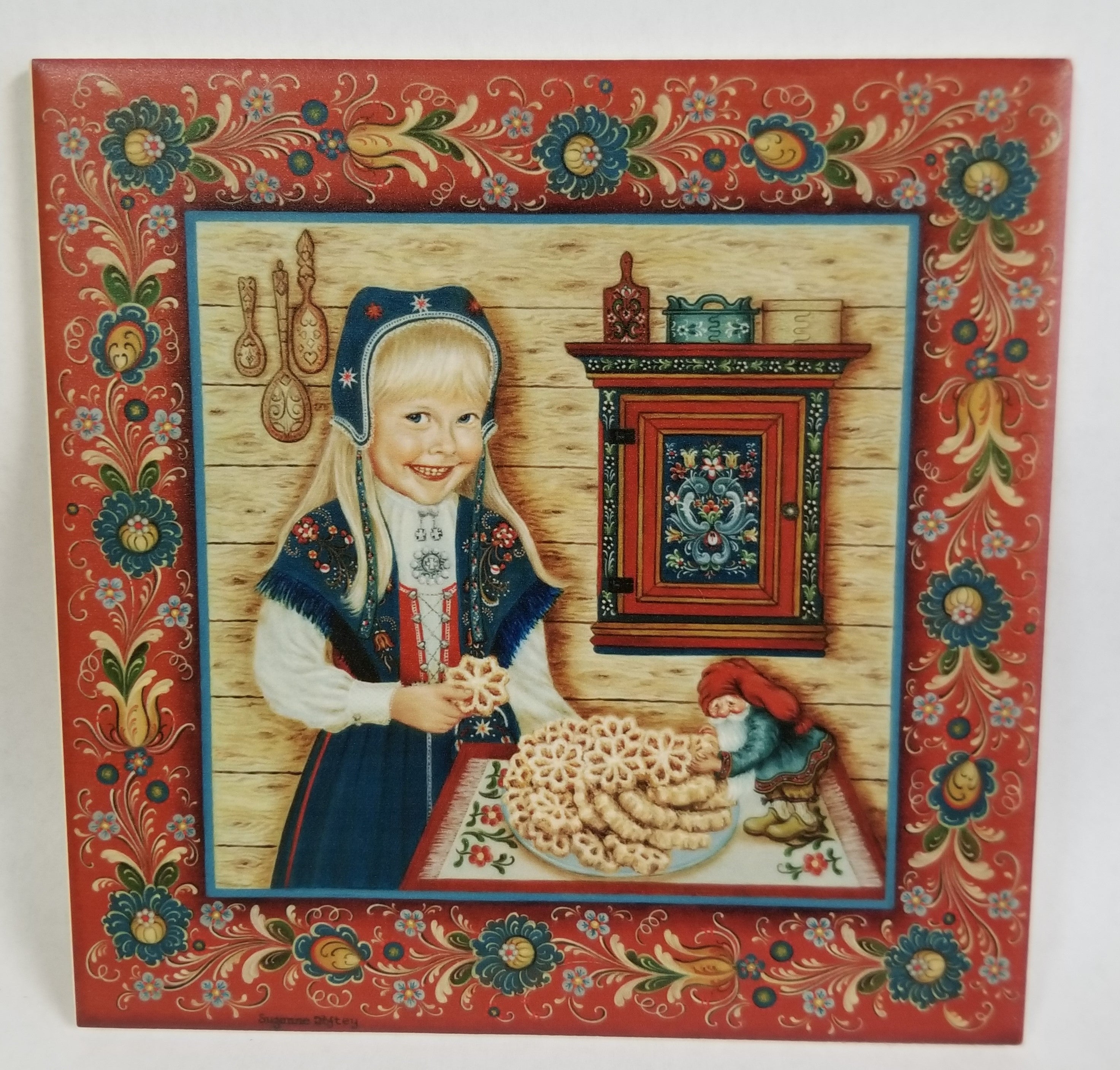 1524208 6" Ceramic Tile Rosette Baker Bergquist Imports